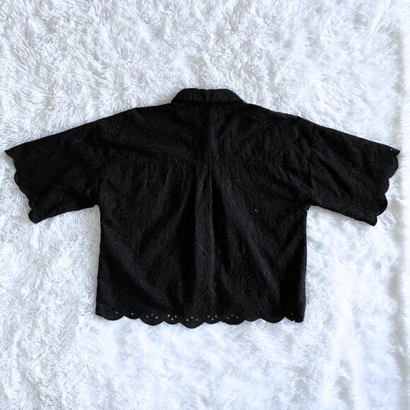 ✨SUMMER SALE✨ Black Oversized Lace Short-Sleeve Top - Small - Picture 2 of 4